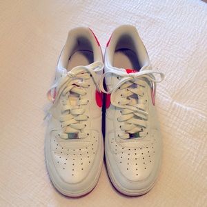 Nike women’s Air Force 1 tennis shoes size 11